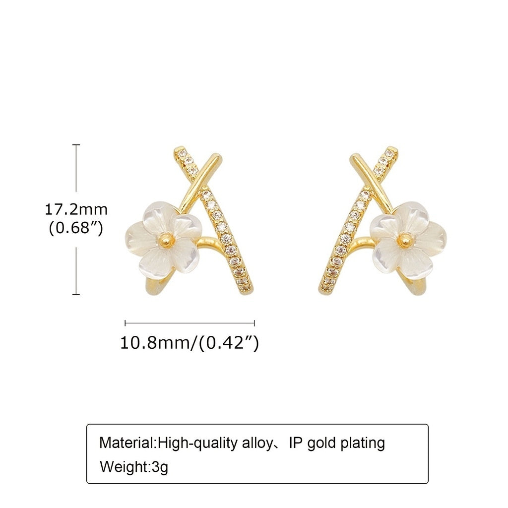 Orianna Daisy Stud Earring