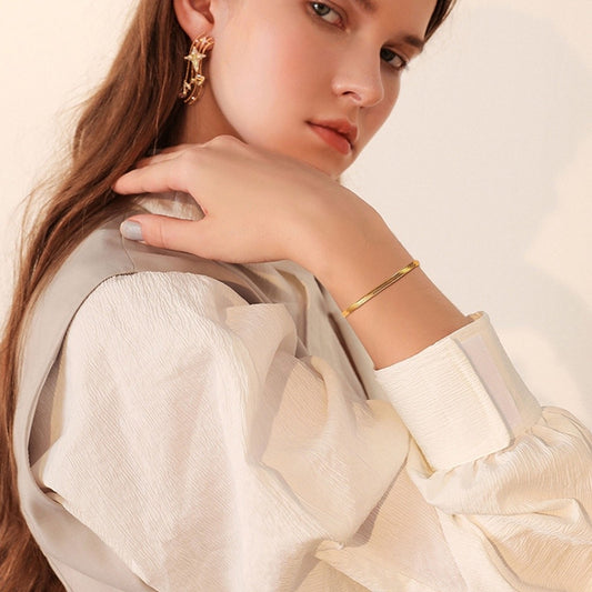 Viviane Herringbone Bracelet