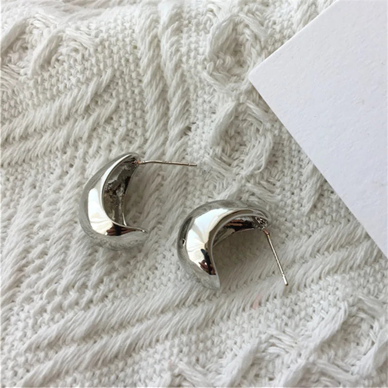 Abigel Stud Earring