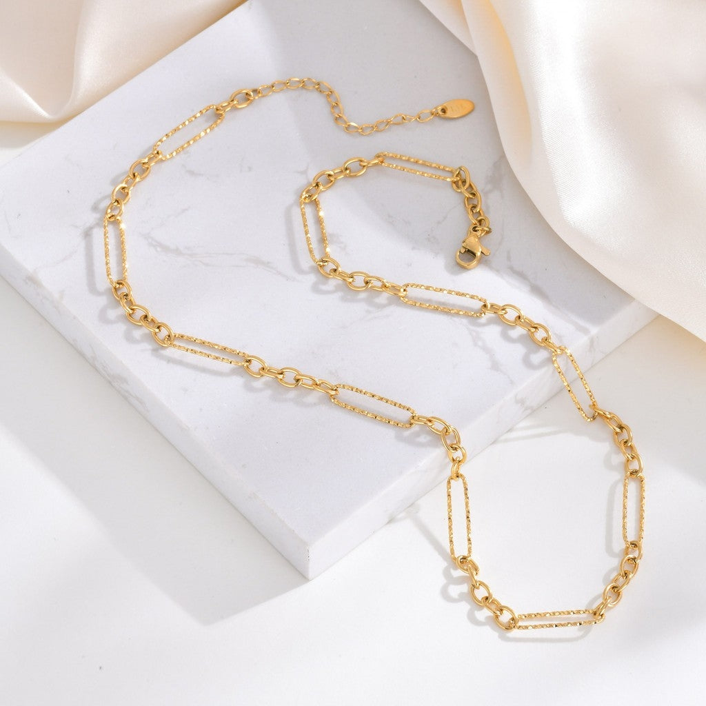 Vida Chain Necklace