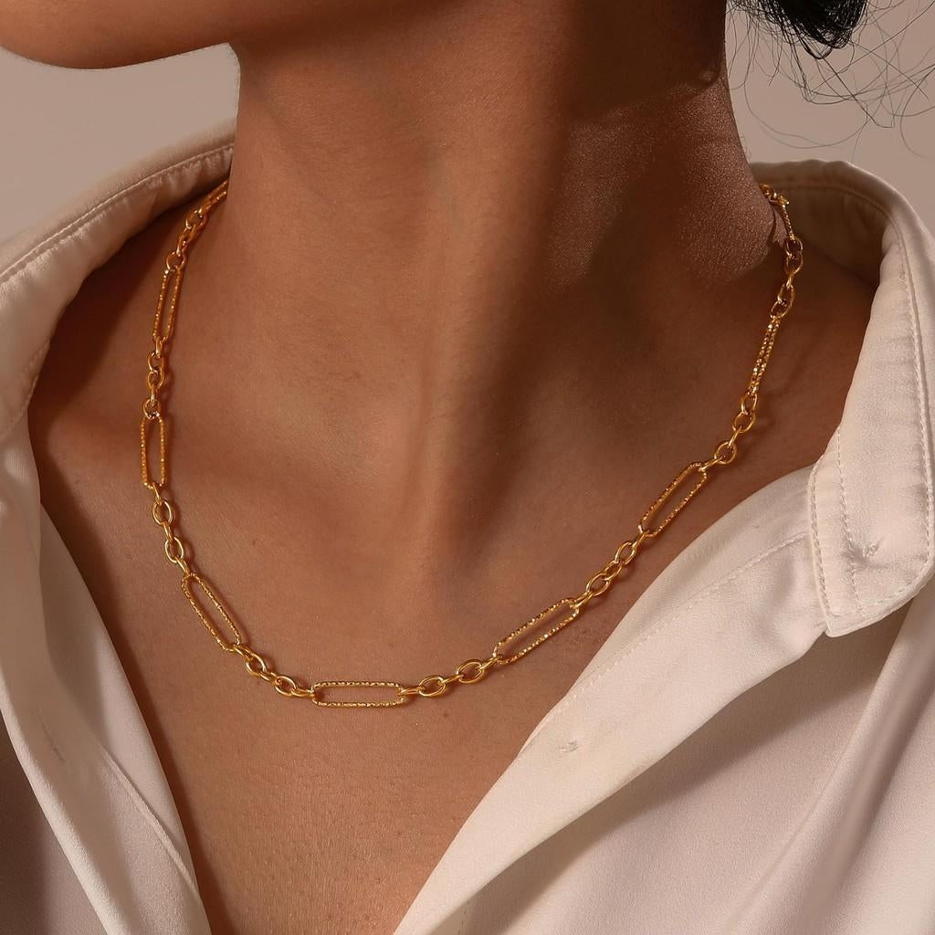 Vida Chain Necklace