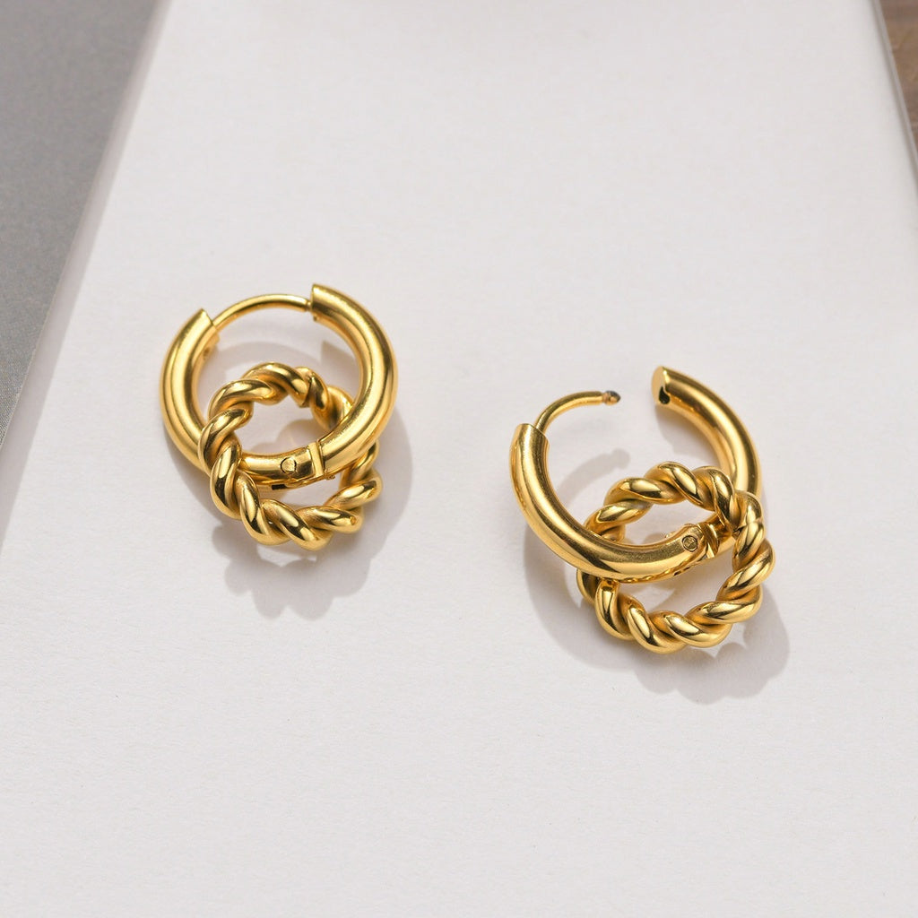 Moda Hoop Earring
