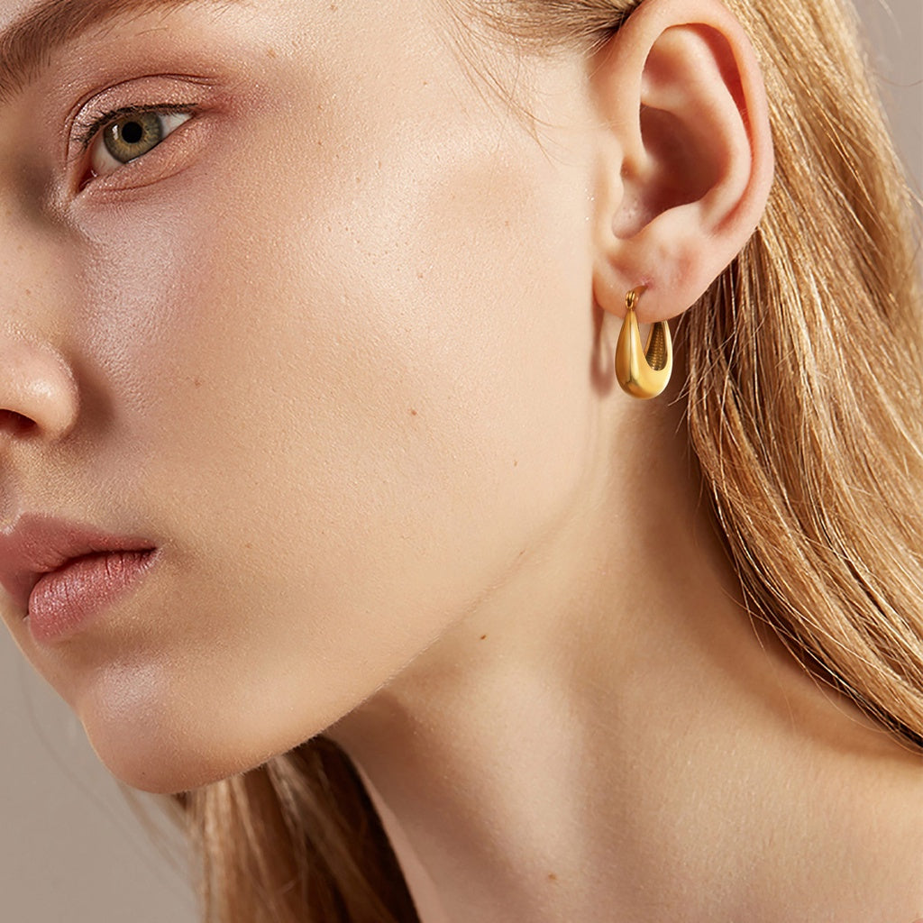 Bondi U Hoop Earring
